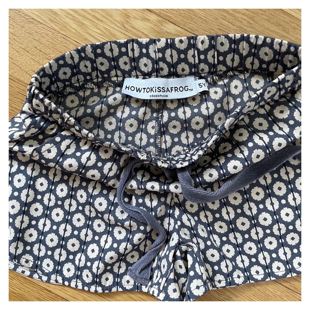 How To Kiss A Frog Shorts